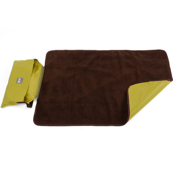 d0495870-2b10-4a81-bf27-a89776229a88.jpg Outdoor Pet Blanket Folding Storage Portable Waterproof Warmth Dog Cat Products