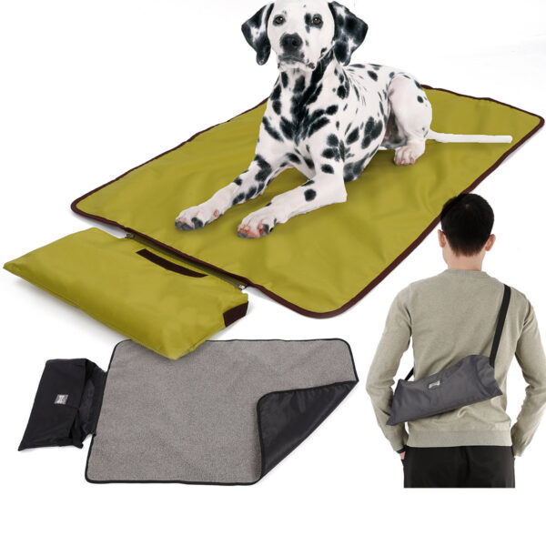 e94961d4-9f9c-408d-a05c-799ed4fafbd6.jpg Outdoor Pet Blanket Folding Storage Portable Waterproof Warmth Dog Cat Products