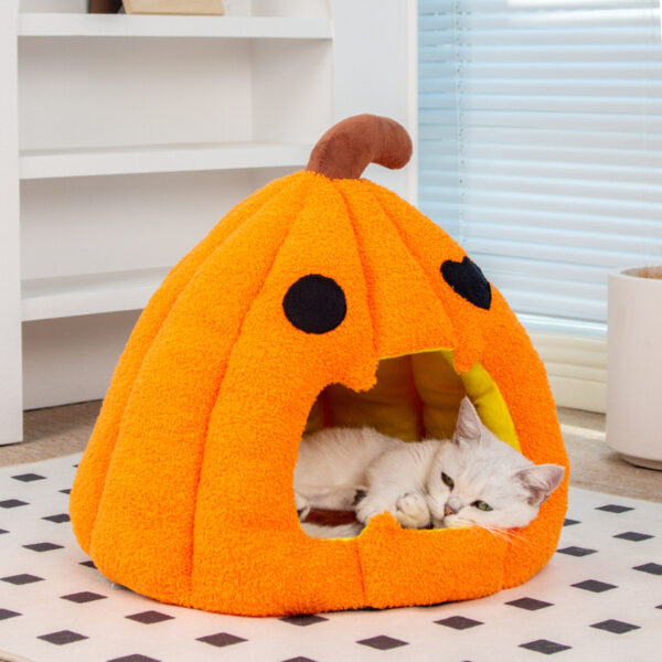 Halloween Pumpkin Pet Bed for Dogs & Cats product image Halloween Pumpkin Pet Bed for Dogs & Cats product image